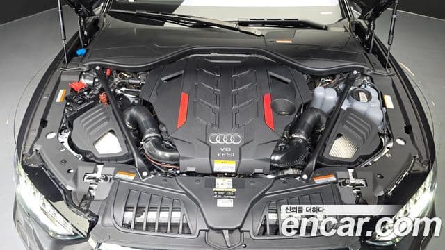 Audi S8 2025 — Photo 23/39