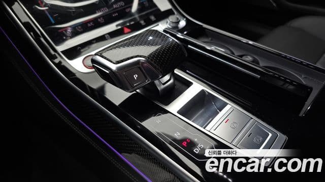 Audi S8 2025 — Photo 28/39