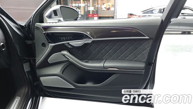 Audi S8 2025 — Photo 34/39