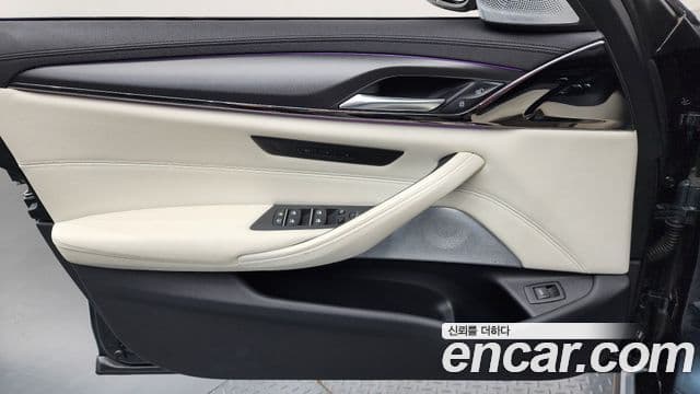 BMW M5 2020 — Photo 22/36
