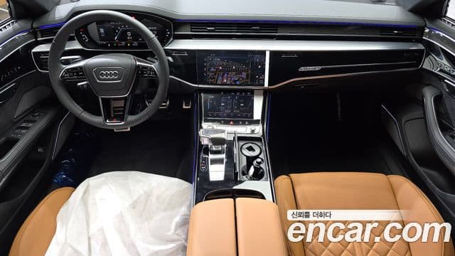 Audi S8 2025 — Photo 21/36