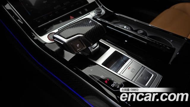 Audi S8 2025 — Photo 27/36