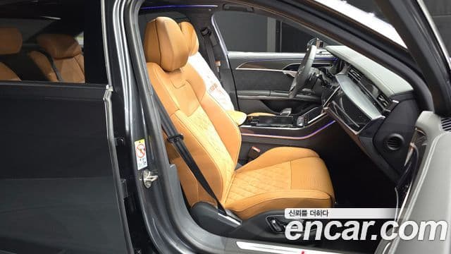 Audi S8 2025 — Photo 15/36