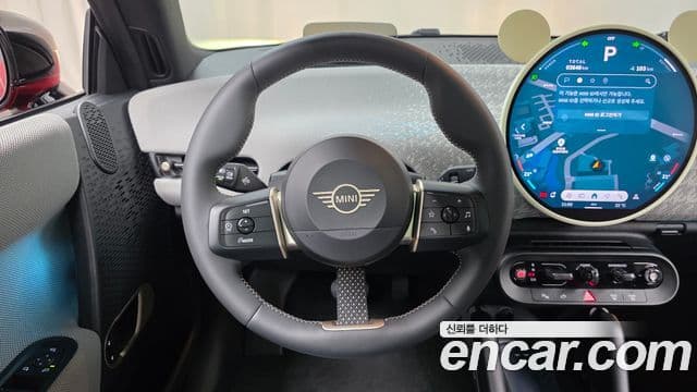 Mini Cooper Electric 2024 — ფოტო 3/31