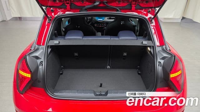 Mini Cooper Electric 2024 — ფოტო 9/31