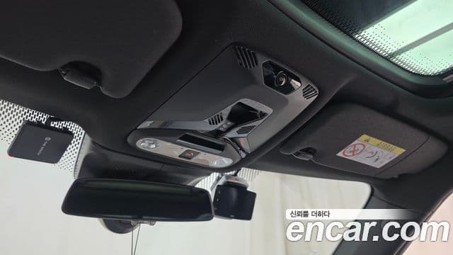 Mini Cooper Electric 2024 — ფოტო 29/31