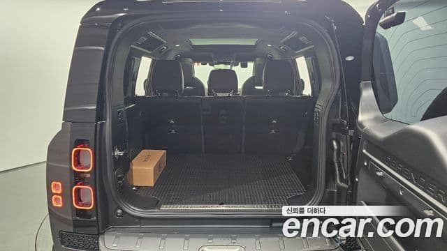 Land Rover Defender 2025 — Şəkil 10/20
