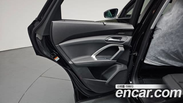 Audi Q5 2025 — Photo 25/39
