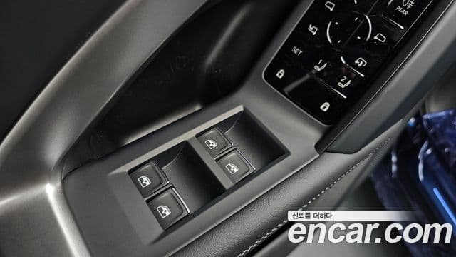 Audi Q5 2025 — Photo 27/39