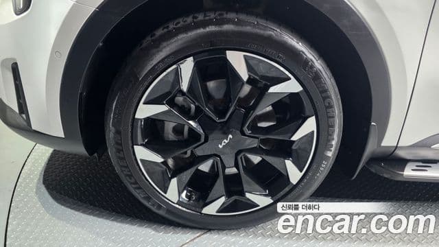 Kia Sorento 2023 — Şəkil 5/20