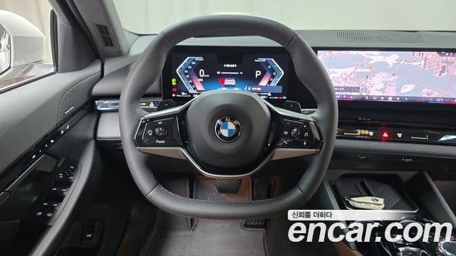 BMW 5 Series 2023 — Şəkil 15/20