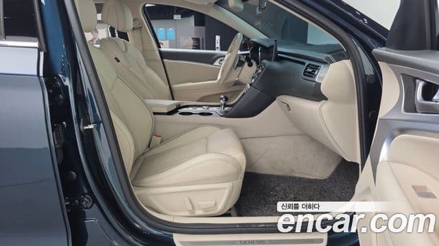 Genesis G70 2021 — ფოტო 11/20