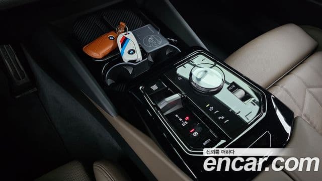 BMW 5 Series 2025 — Şəkil 9/20