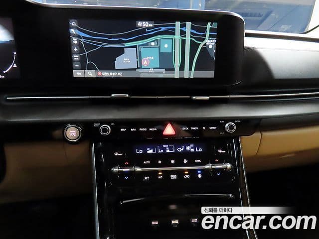 Kia Carnival 2022 — Фото 12/20