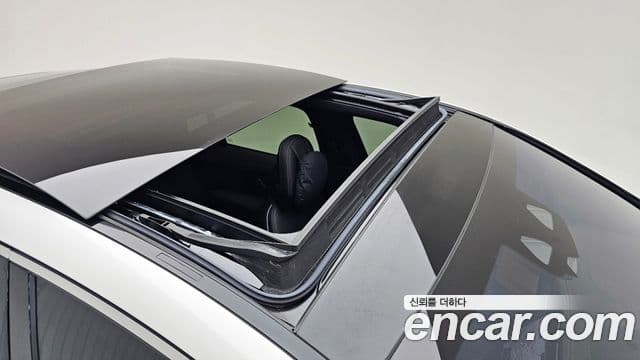 Mercedes-Benz EQS SUV 2024 — ფოტო 11/18