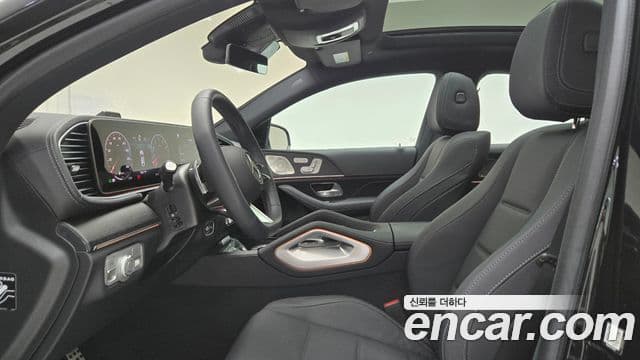 Mercedes-Benz GLE-Class 2025 — ფოტო 14/18