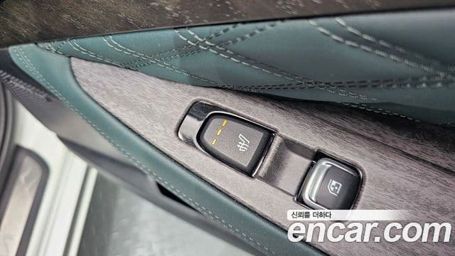 Kia K8 2023 — ფოტო 14/20