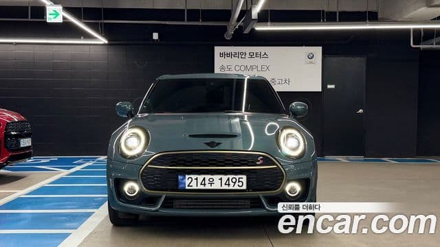 Mini Cooper S Clubman 2024 — Фото 2/20