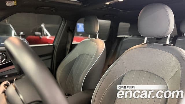 Mini Cooper S Clubman 2024 — Фото 16/20