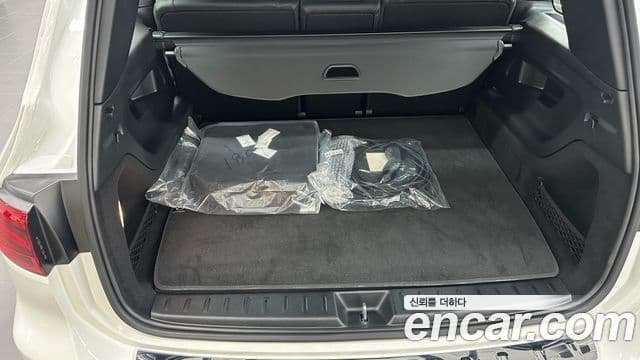 Mercedes-Benz EQB 2025 — ფოტო 6/20