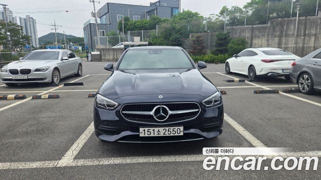 Mercedes-Benz C-Class 2023 — ფოტო 1/5