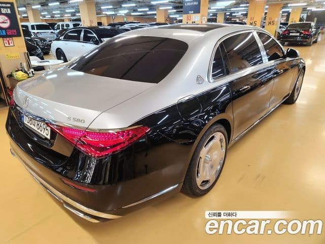 Mercedes-Benz S-Class 2022 — Фото 2/20
