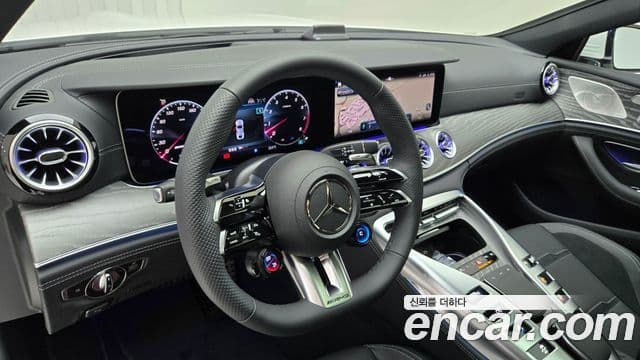 Mercedes-Benz AMG GT 2025 — ფოტო 12/17
