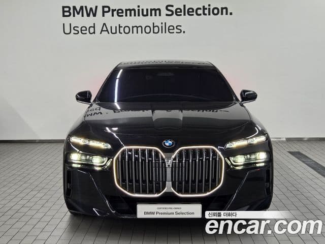 BMW 7 Series 2023 — Photo 5/18