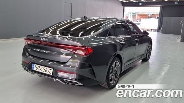 Kia K5 2023 — Şəkil 2/18