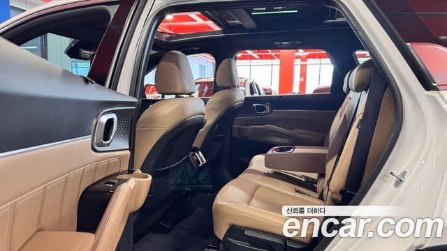 Kia Sorento 2025 — Фото 6/20
