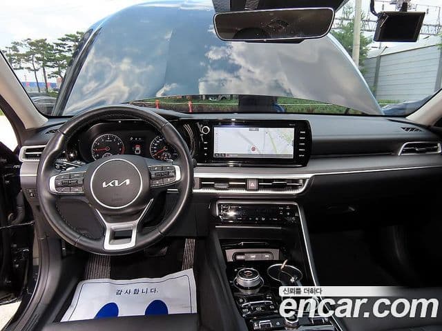 Kia K5 2023 — ფოტო 9/20