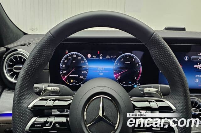 Mercedes-Benz AMG GT 2025 — ფოტო 6/20