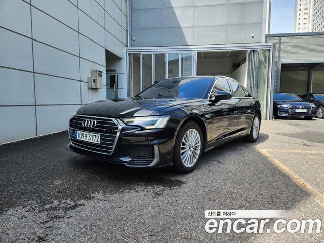 Audi A6 2021 — Şəkil 10/16