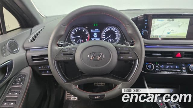 Hyundai Sonata 2021 — Фото 13/20