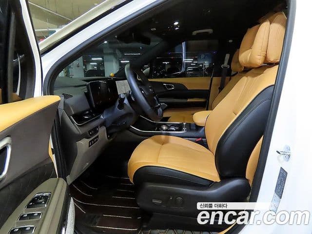 Kia Carnival 2024 — ფოტო 5/20
