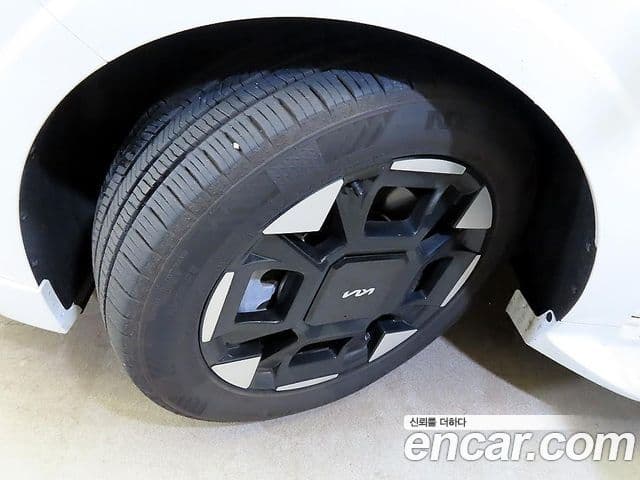 Kia Carnival 2024 — ფოტო 20/20