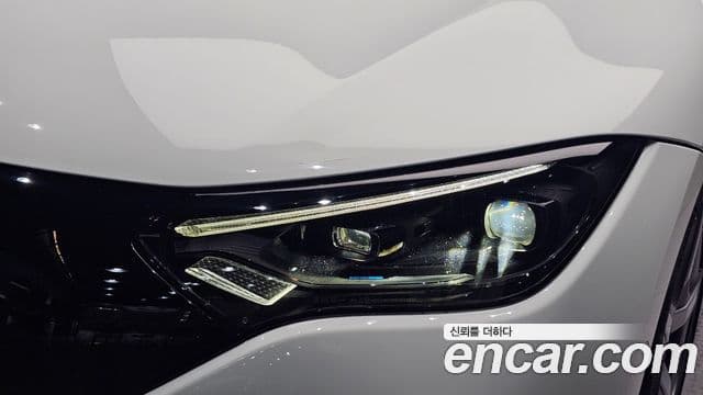 Mercedes-Benz EQE 2023 — ფოტო 4/32