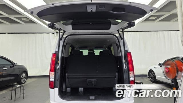 Hyundai Staria 2024 — фото 20 из 20