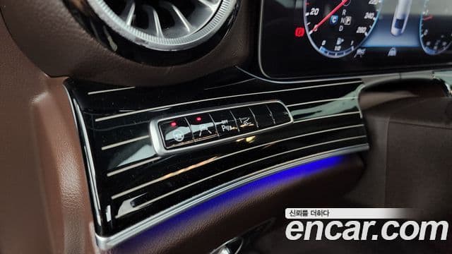 Mercedes-Benz CLS-Class 2019 — Şəkil 16/20