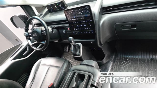 Hyundai Staria 2021 — Şəkil 7/20