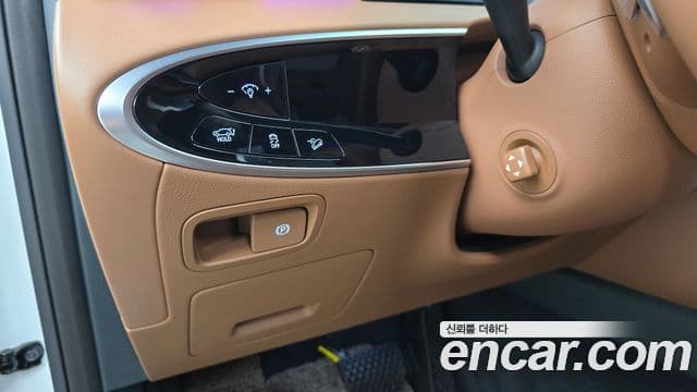 Genesis GV70 2025 — ფოტო 6/32