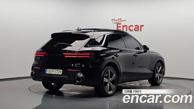 Genesis GV70 2022 — Şəkil 1/20