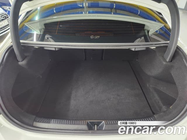 Mercedes-Benz A-Class 2022 — Şəkil 18/20