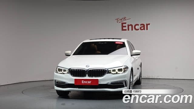 BMW 5 Series 2020 — Şəkil 3/20