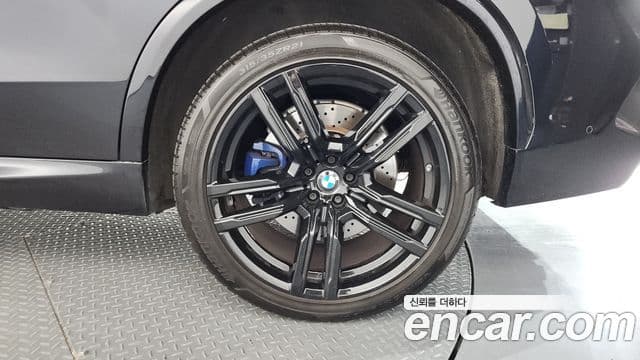 BMW X5M 2020 — Şəkil 22/32