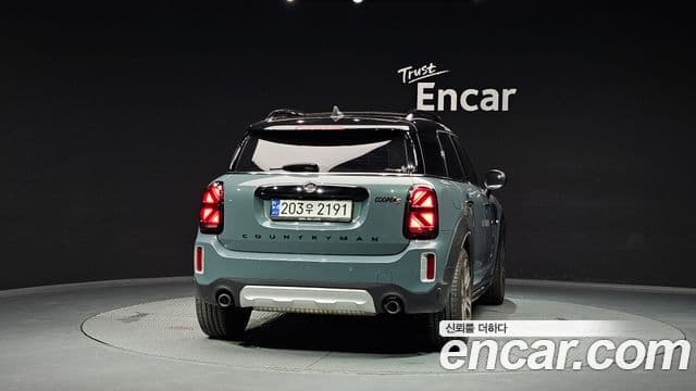 Mini Cooper S Countryman 2023 — Фото 4/20