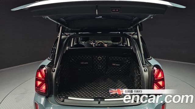 Mini Cooper S Countryman 2023 — Фото 20/20