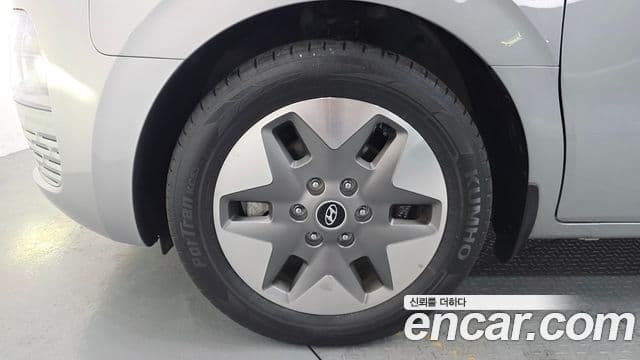 Hyundai Staria 2023 — Şəkil 5/20