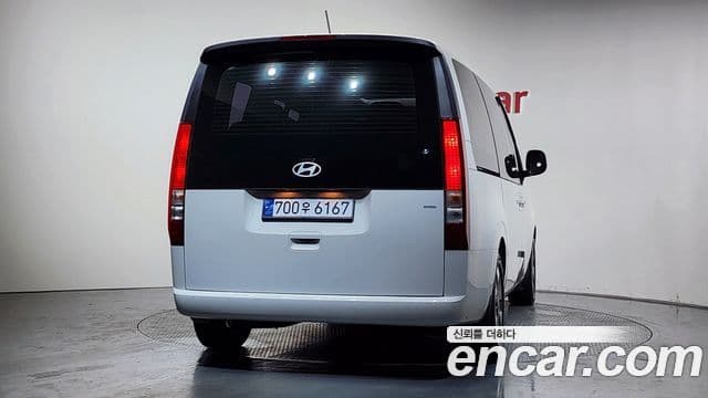 Hyundai Staria 2025 — Şəkil 4/20