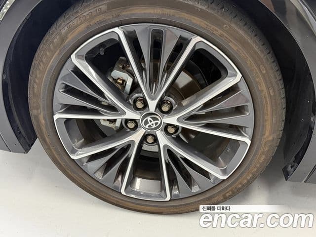 Toyota Prius 2024 — Şəkil 15/20